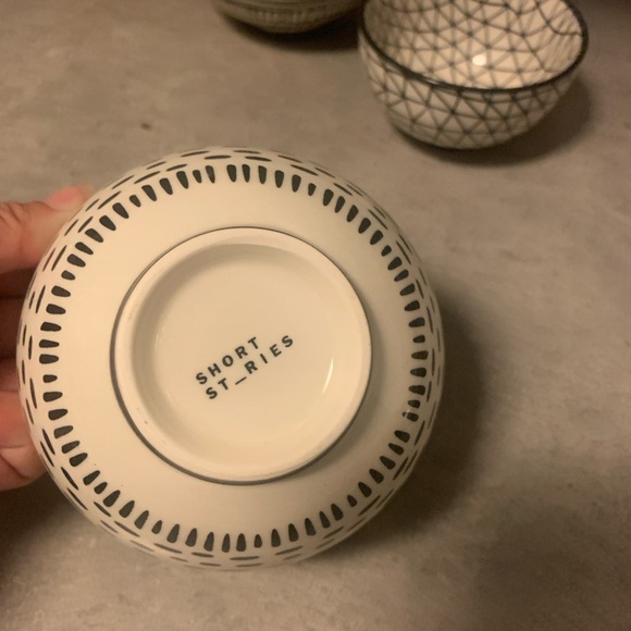 Short Stories Nesting Bowls Black/White Pattern - Picture 4 of 4